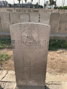 BAGHDAD (NORTH GATE) WAR CEMETERY - SHILLINGFORD, L